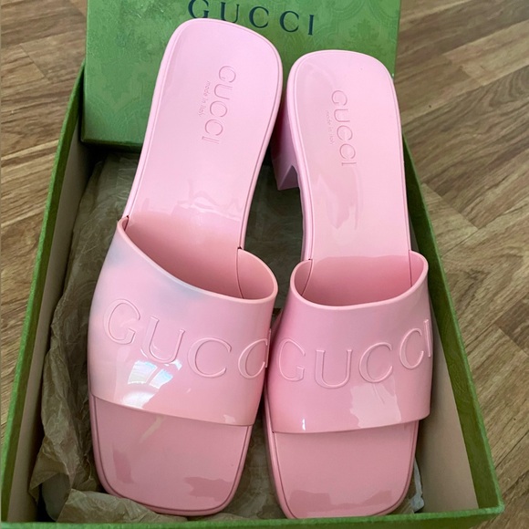 Authentic Gucci Rubber Slides - Picture 3 of 7